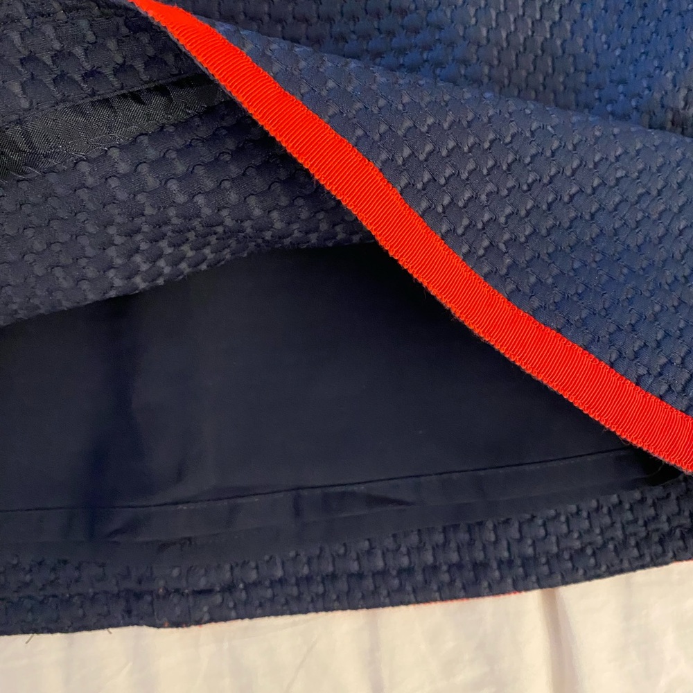 J.Crew A-line skirt in matelassé size 6 - Picture 2 of 5